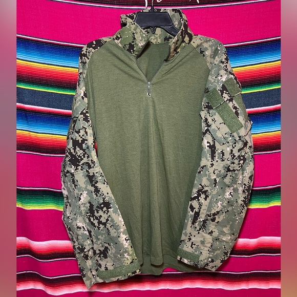 Crye Precision Dri-Fire Combat Shirt G3 FR-S AOR2 Size Medium Regular - Picture 1 of 4